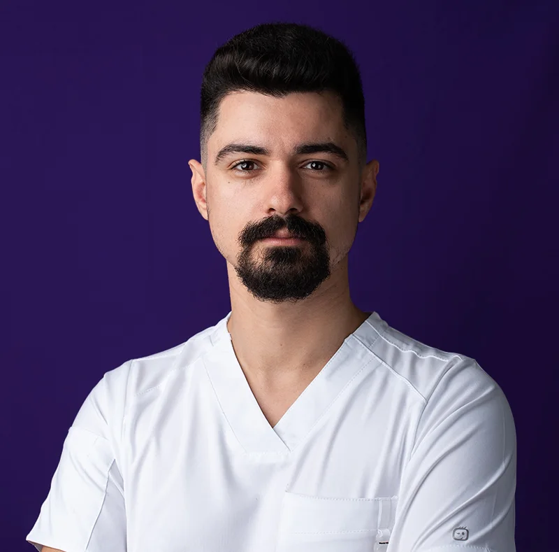 Dr. Tatomir Alexandru — medic specialist chirurgie dento-alveolară