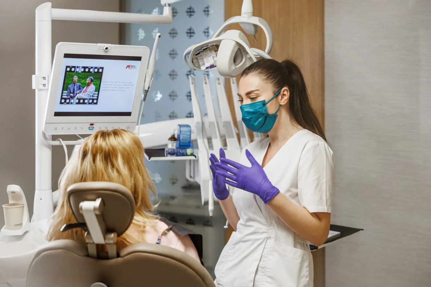 Legatura dintre refluxul gastric și eroziunea dentară sau cât de des trebuie să mergi la dentist dacă suferi de BRGE