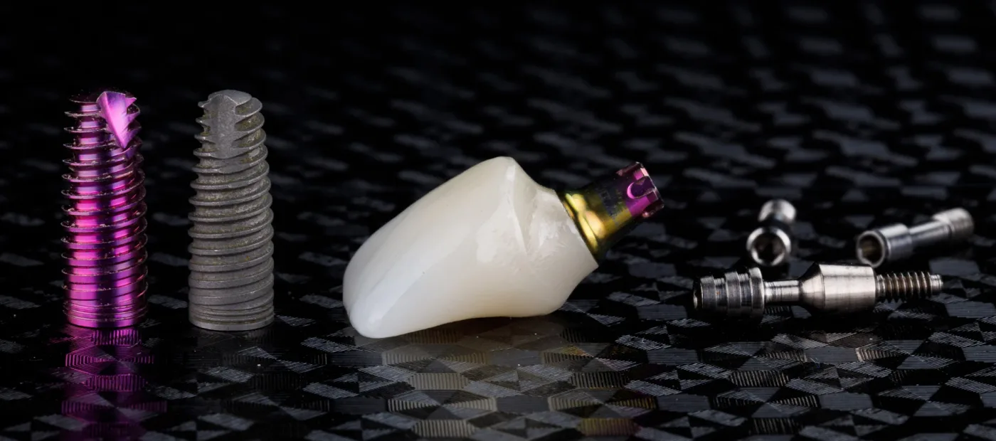 Implant dentar la clinica Dentetico Brașov